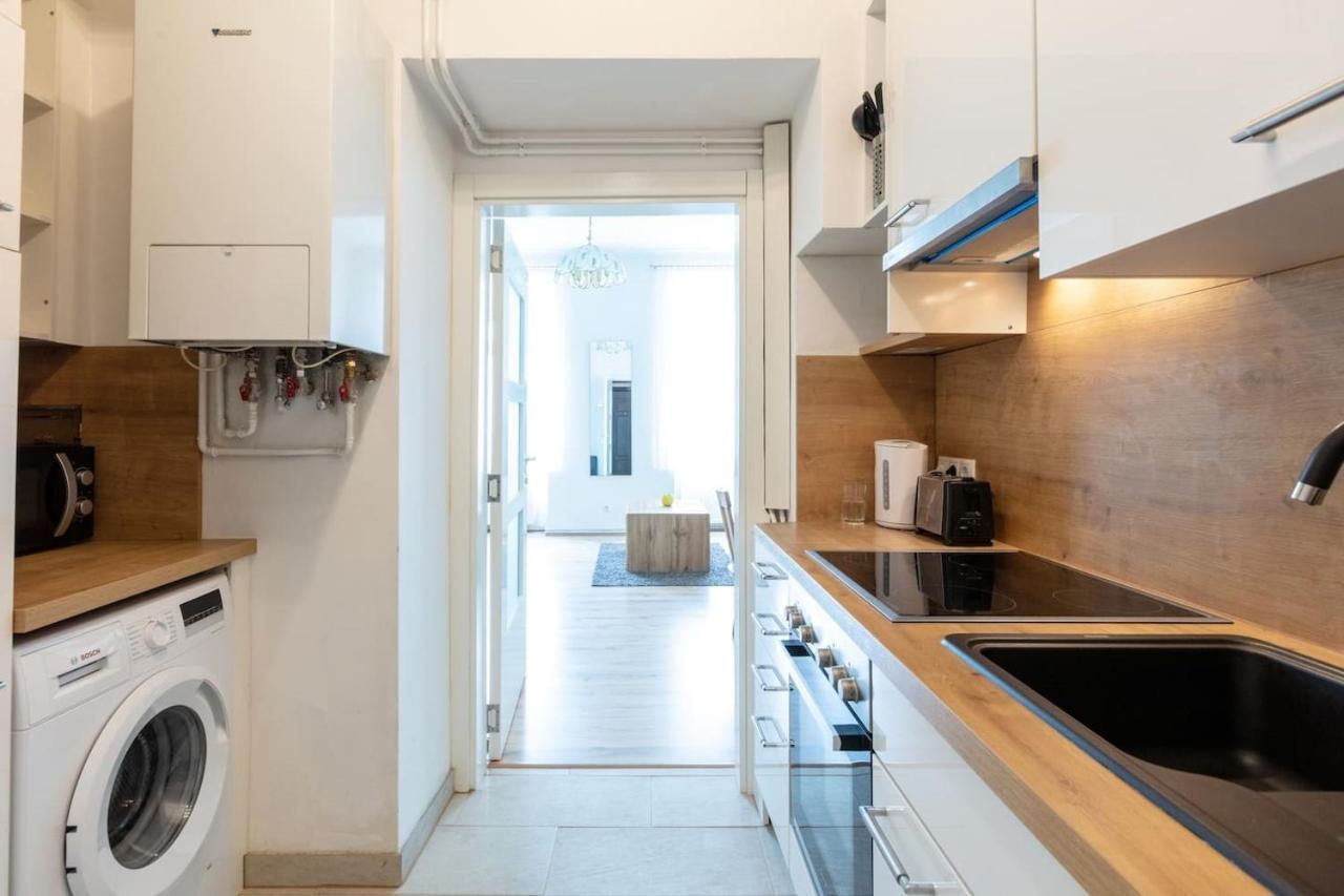 Sunny Renovated Apartment Close To Downtown Vienne Extérieur photo