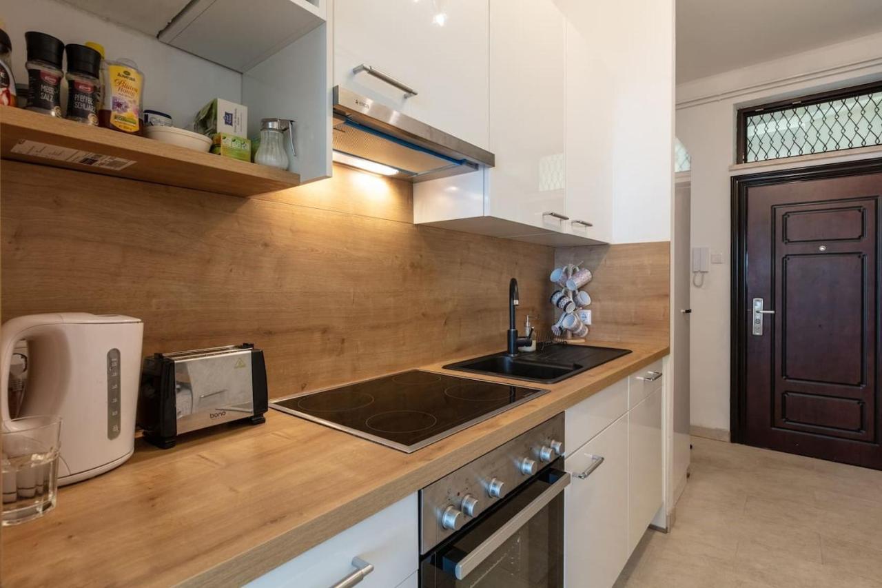 Sunny Renovated Apartment Close To Downtown Vienne Extérieur photo