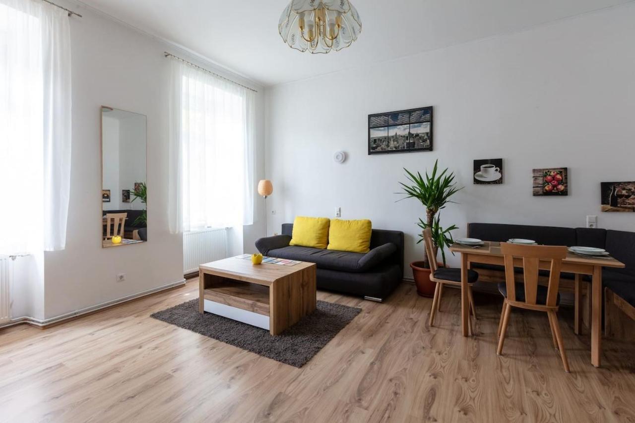 Sunny Renovated Apartment Close To Downtown Vienne Extérieur photo